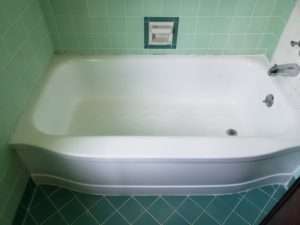 Porcelain Bathtub Refinishing after